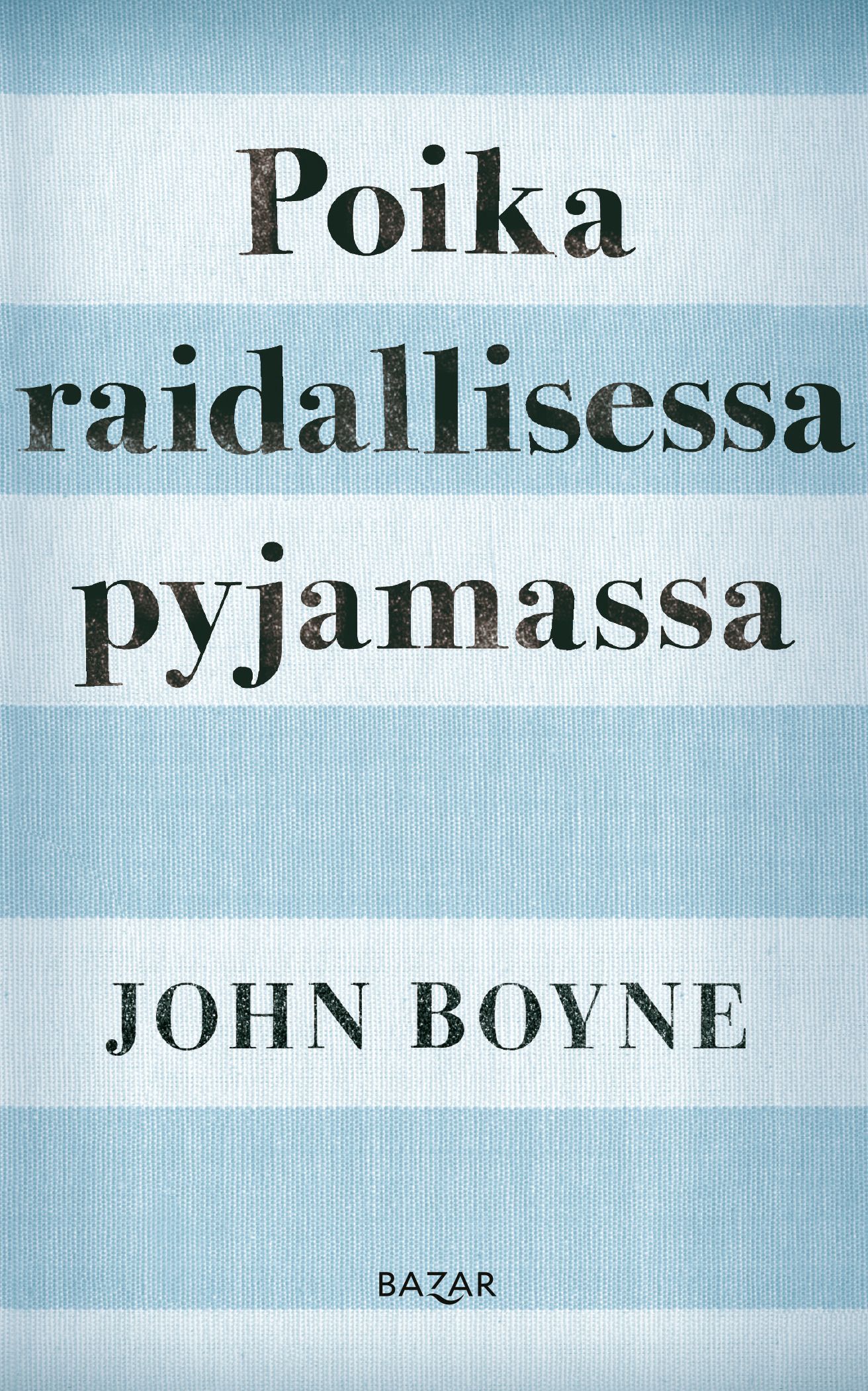 Poika raidallisessa pyjamassa